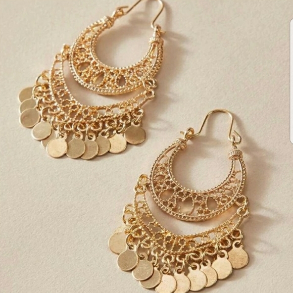 CHANDELIER EARRINGS - Picture 4 of 7
